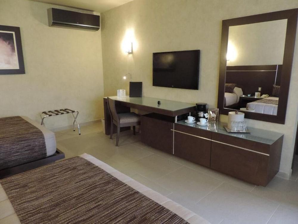 Layfer Express, Cordoba, Ver المظهر الخارجي الصورة