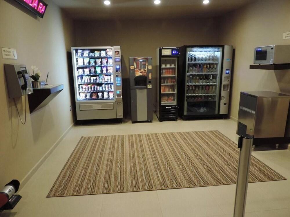 Layfer Express, Cordoba, Ver المظهر الخارجي الصورة